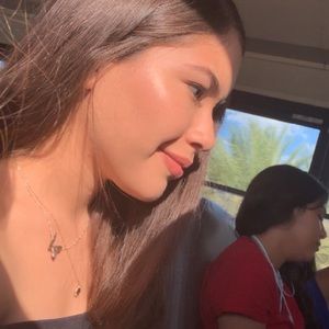 Meet your Posher, Juliana